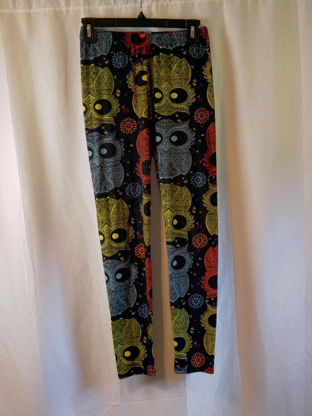 Boho Owl Print Leggings - Vibrant Patterned Ankle Pants